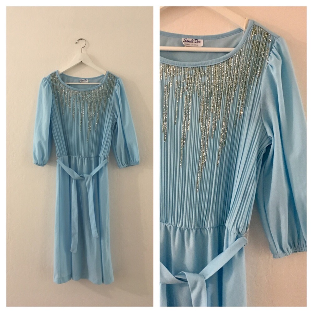 Vintage baby blue midi night dress